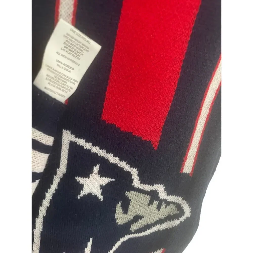NFL FOOTBALL NEW ENGLAND PATRIOTS SCARF REVERSIBLE WINTER FANATIC APPAREL ICONIC